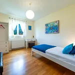 Cozy Summer-perfect Location