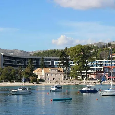 Villa Cozy Summer-perfect Location *