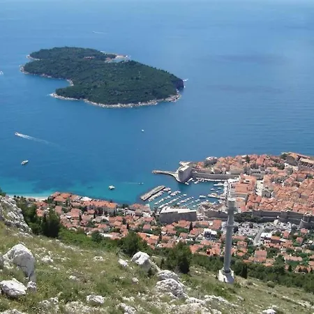 Cozy Summer-perfect Location Mlini